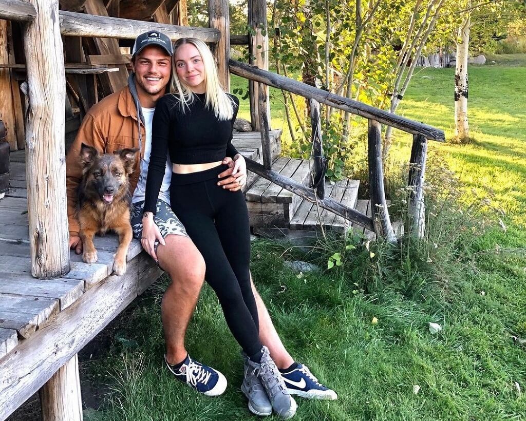 Danielle Bradbery y su novio Foto