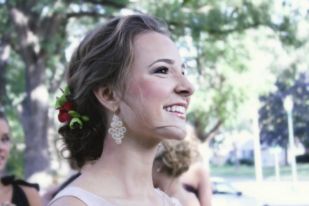 Foto de la sonrisa de Shelby Flannery