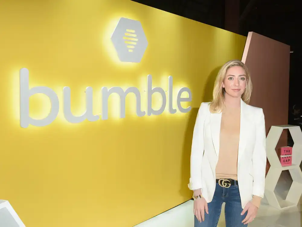 Imagen de la manada de Whitney Wolfe